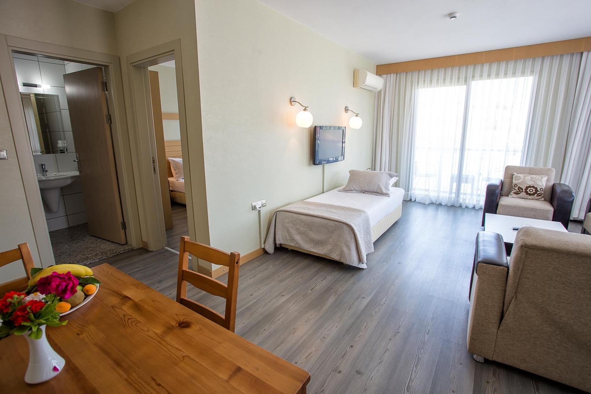 Cilek Marina Otel Çeşme المظهر الخارجي الصورة